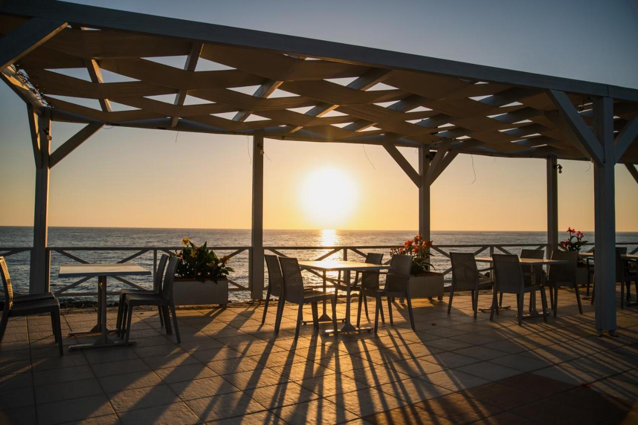 ماراثوبوليس Mesogeios Hotel المظهر الخارجي الصورة