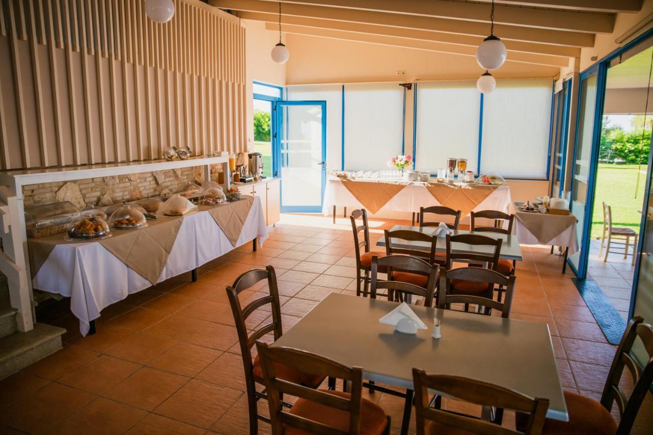 ماراثوبوليس Mesogeios Hotel المظهر الخارجي الصورة