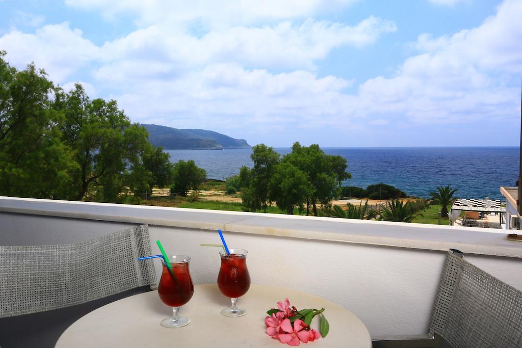ماراثوبوليس Mesogeios Hotel الغرفة الصورة